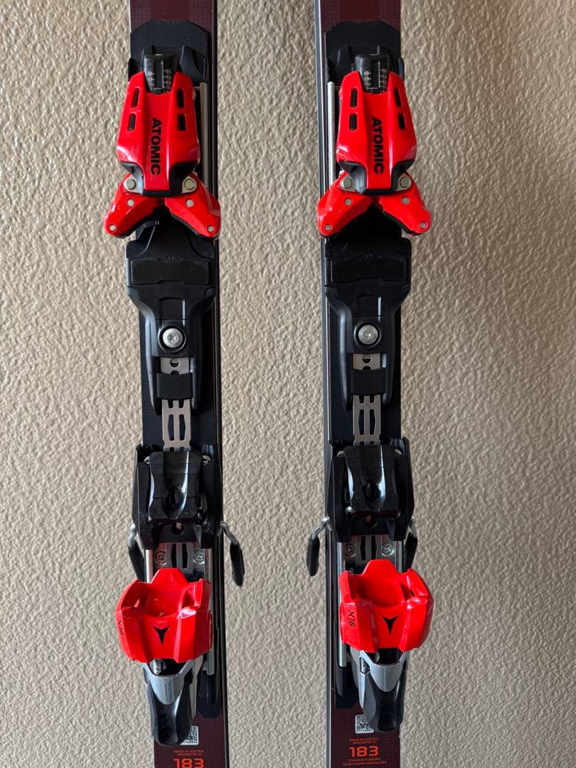 21-22 ATOMIC G9 RS 183cm（R24）