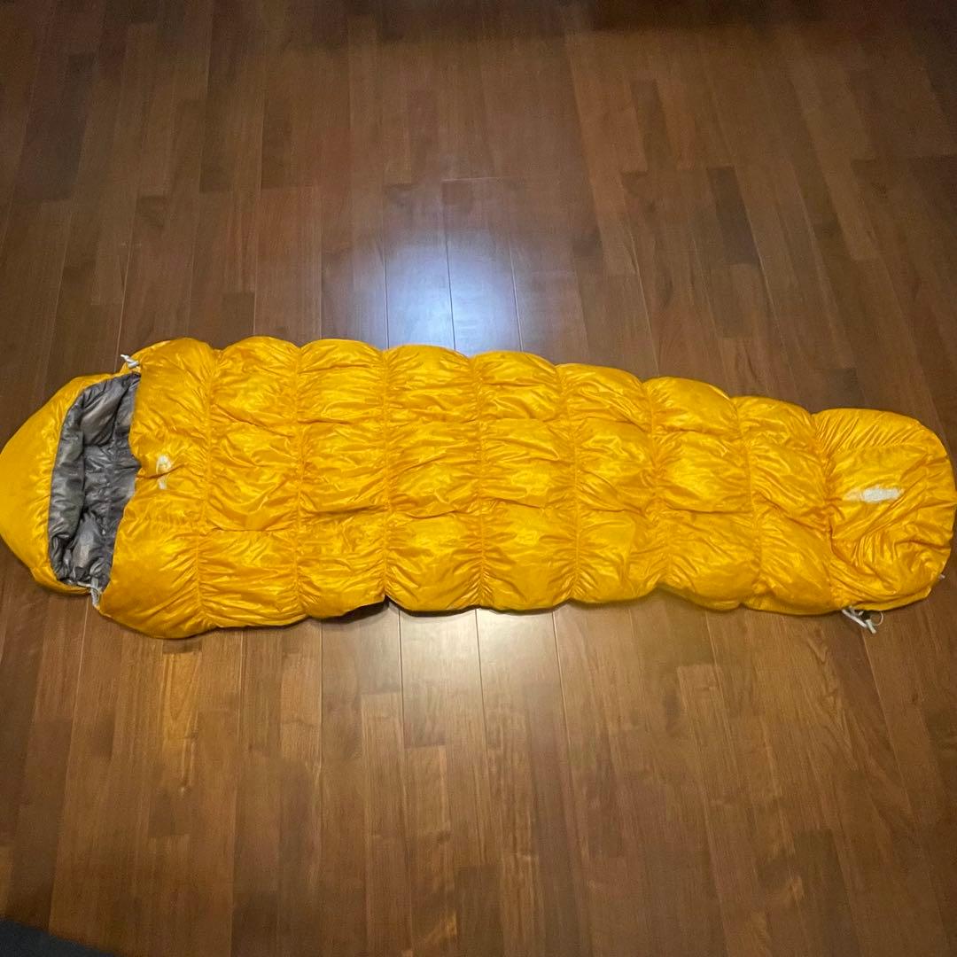 mont-bell ウルトラライトスーパーストレッチダウンハガー#2