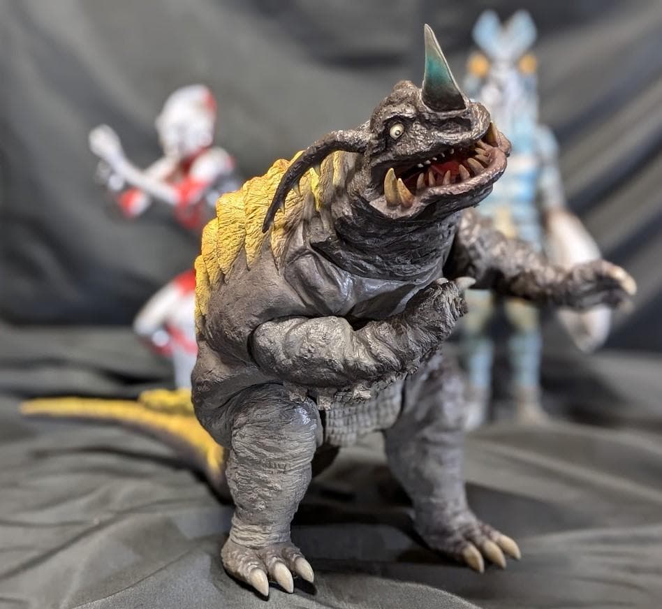 ウルトラマン＆バルタン星人＆ネロンガ（ＣＣＰ）1/6特撮シリーズ３体セット