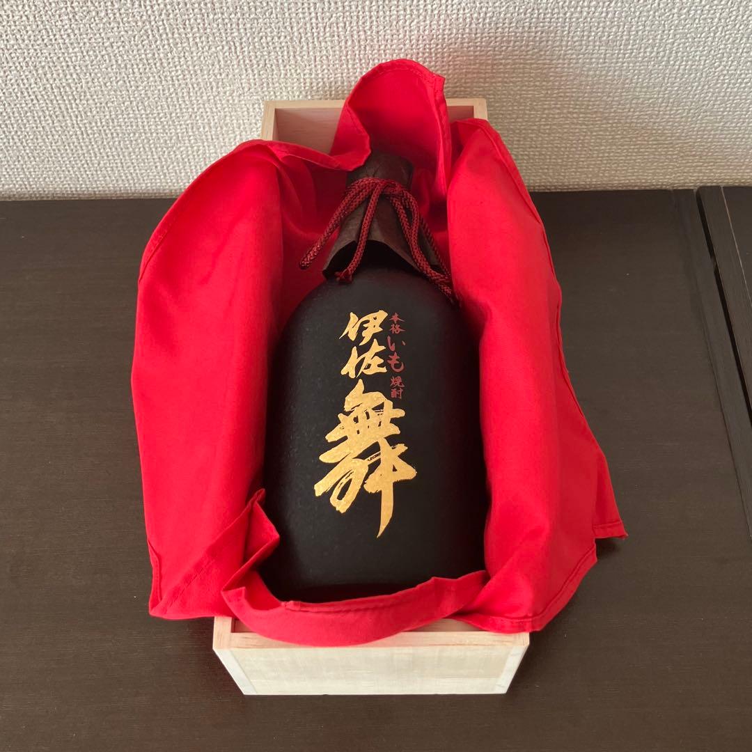 【18年熟成】【入手困難】伊佐舞 焼酎 37度 木箱入り