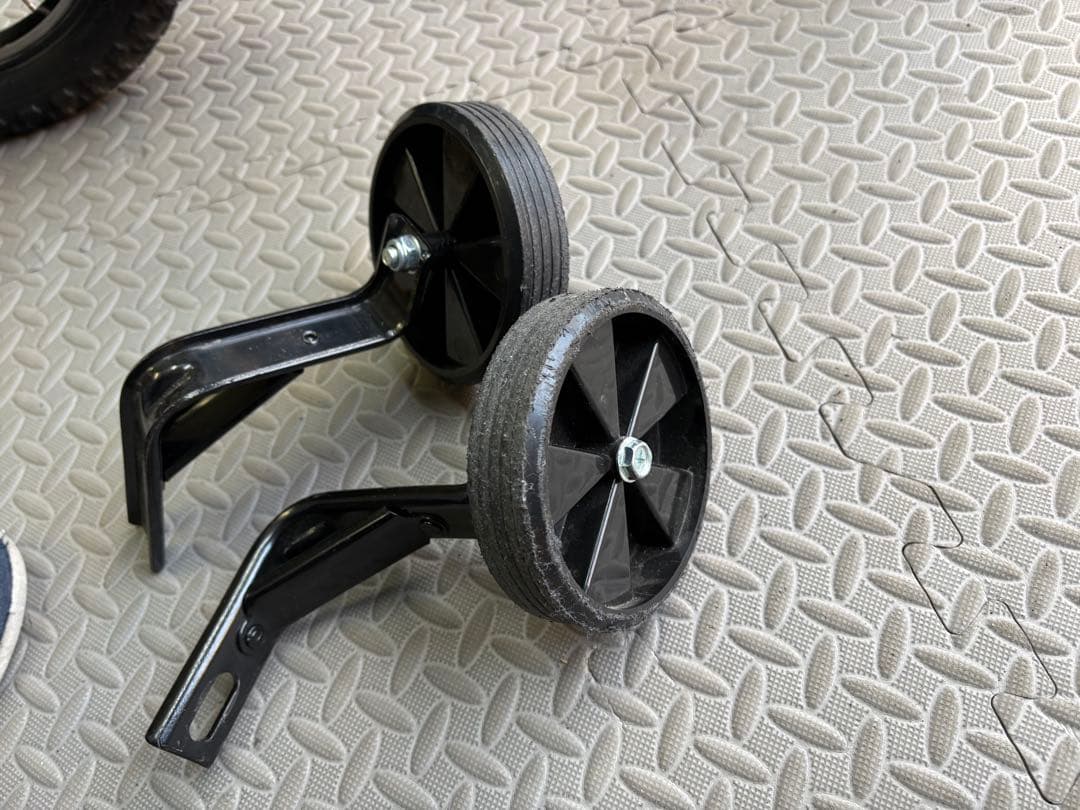 専用です　ヨツバサイクル　14インチ　トイファクトリー