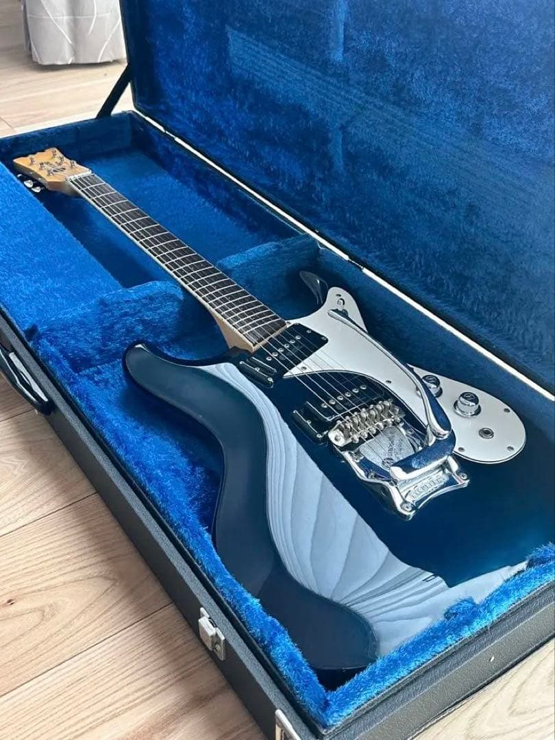 モズライト mosrite ギター 黒雲 ハードケース付き