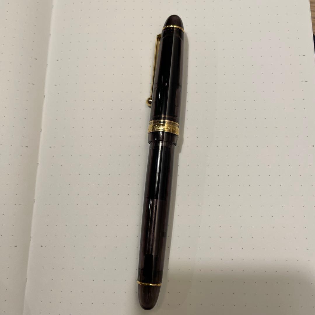 パイロット　カスタム742 モダナイズド　ブラウン　字幅FM 中細字