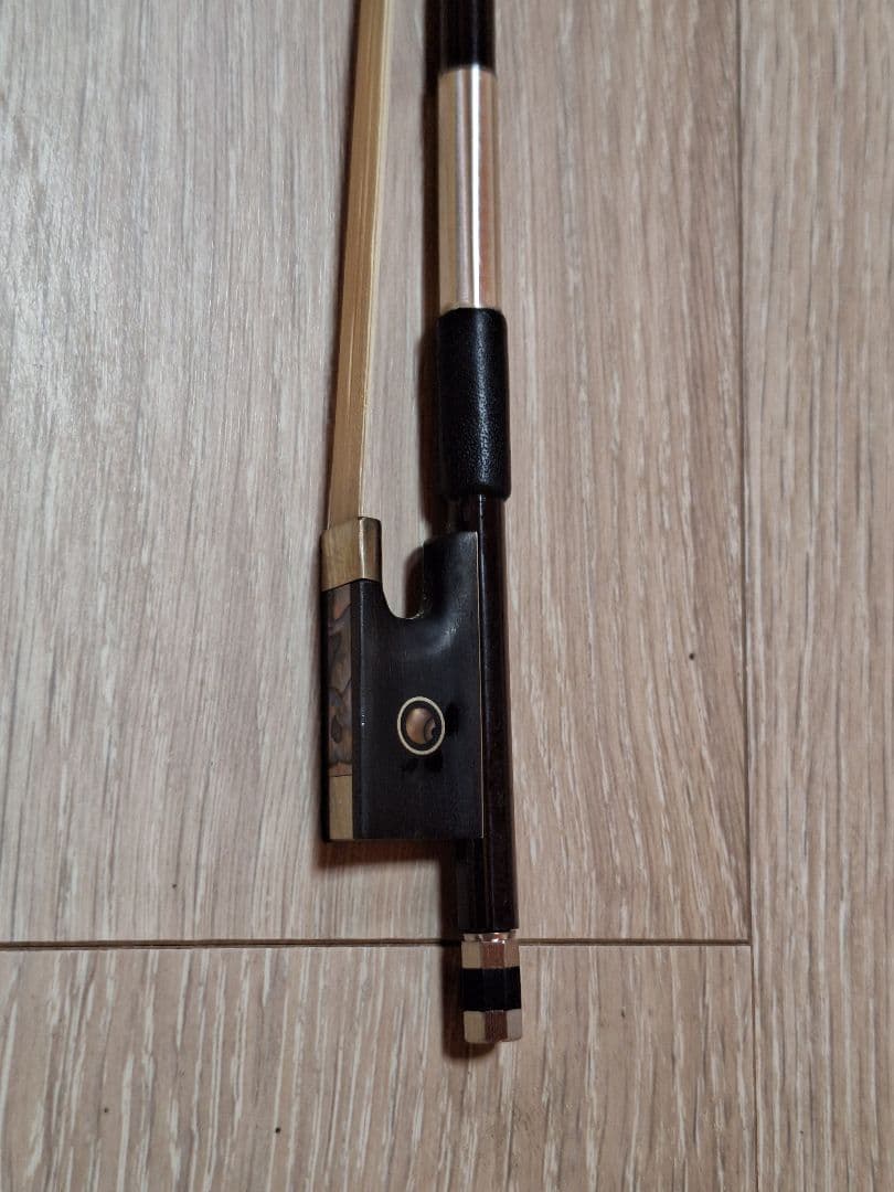 バイオリンカーボン弓　4/4