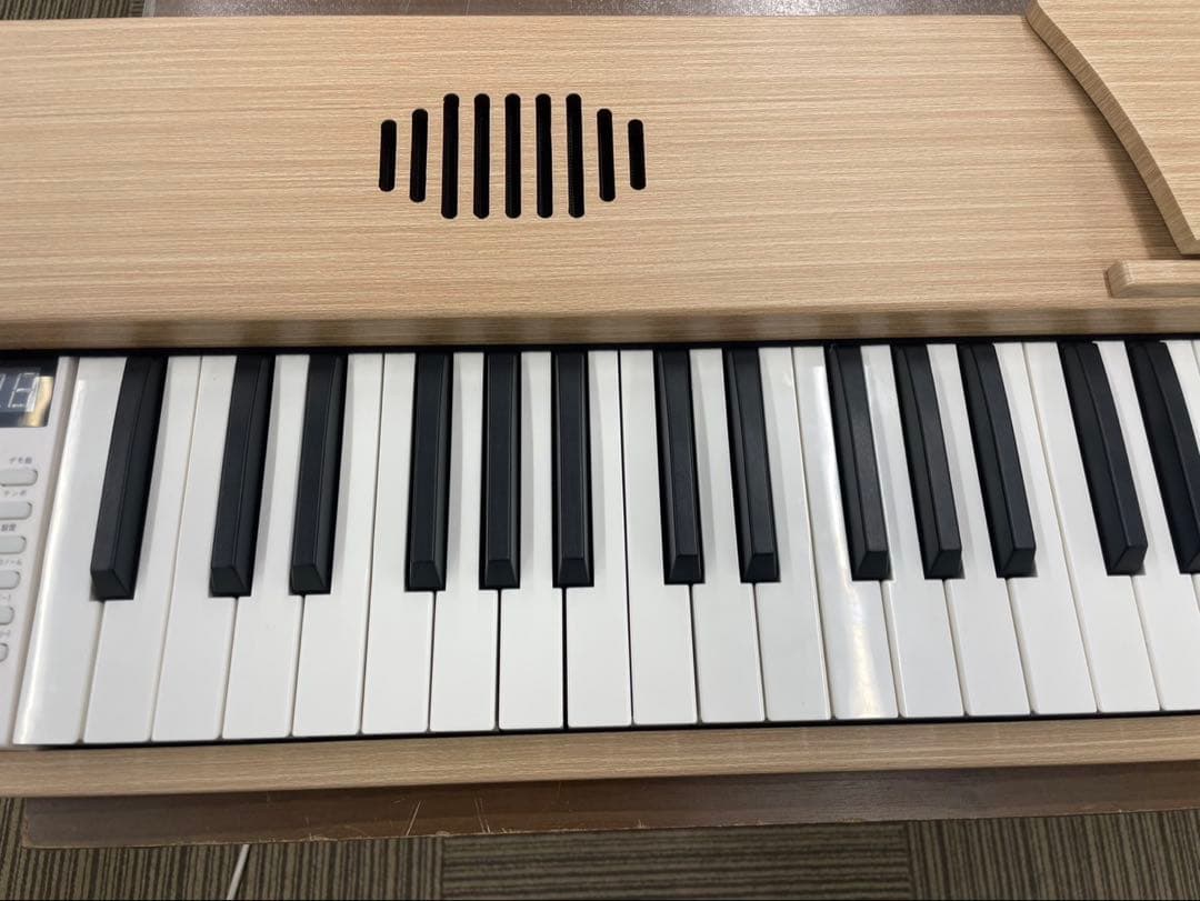 スタンド付き　電子ピアノ88鍵盤　給電タイプ　木目調ボディ　オークベージュ