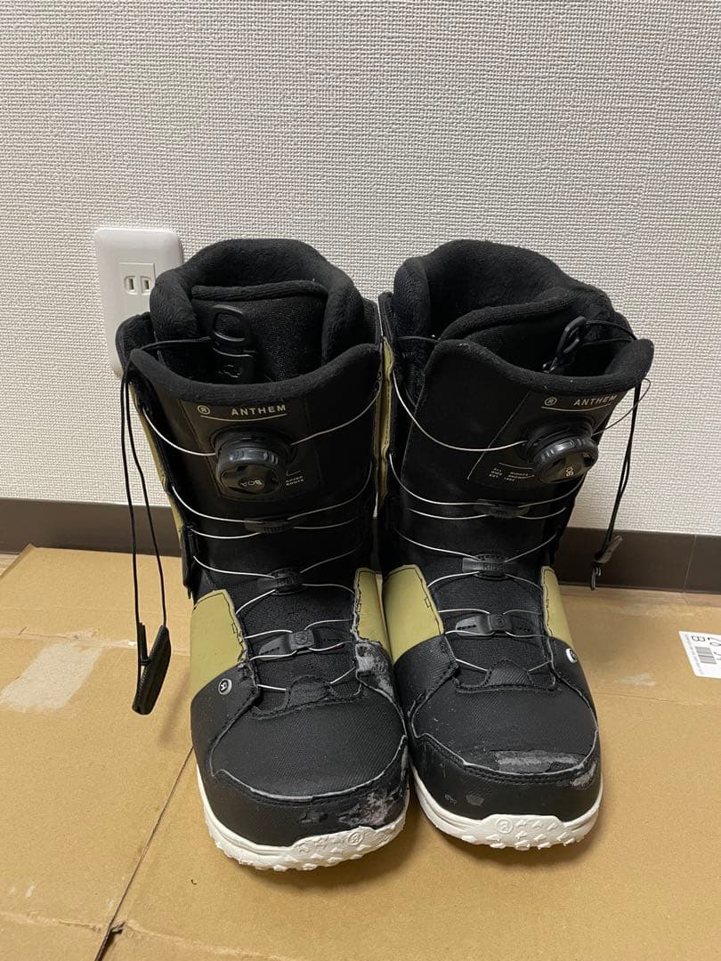 アンセム スノーボードブーツ ブラック/オリーブ