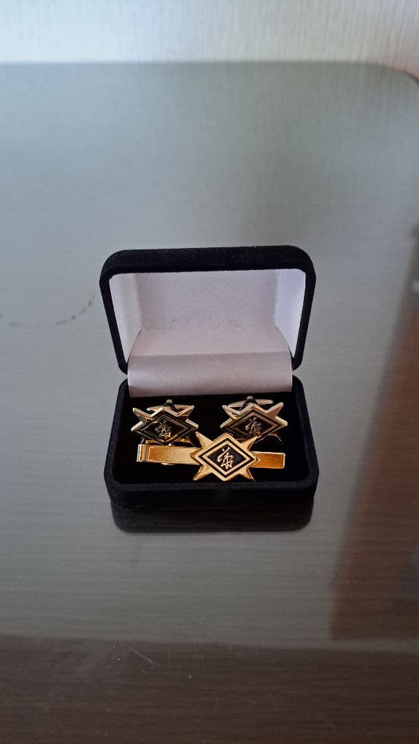 花山組 代紋 タイピン 、カフスボタンセット（金） / 刃牙