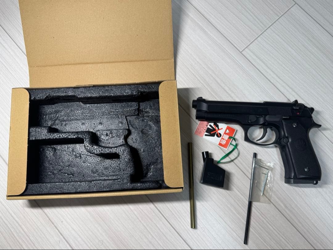 WA/ウエスタンアームズ製　ベレッタ M92FS パーフェクトver 箱付き