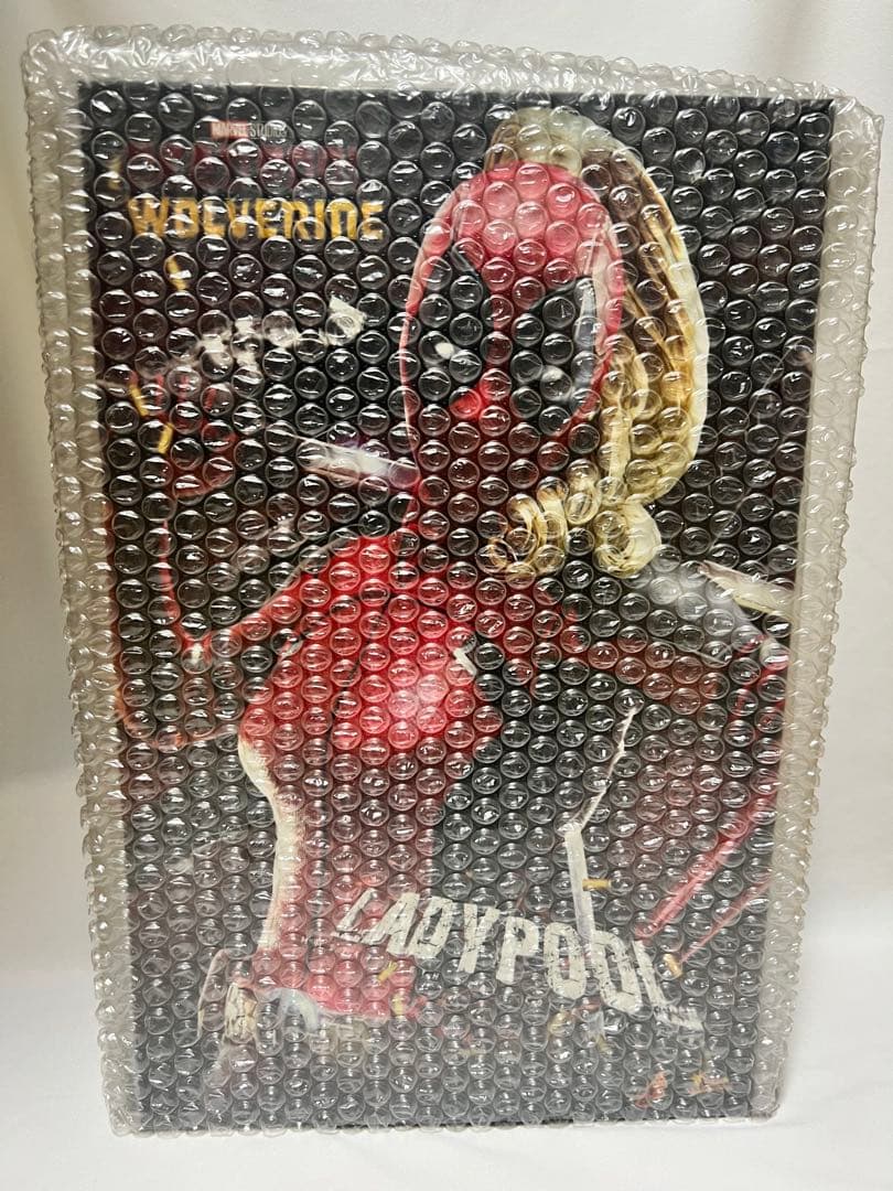 ホットトイズ レディ・デッドプール