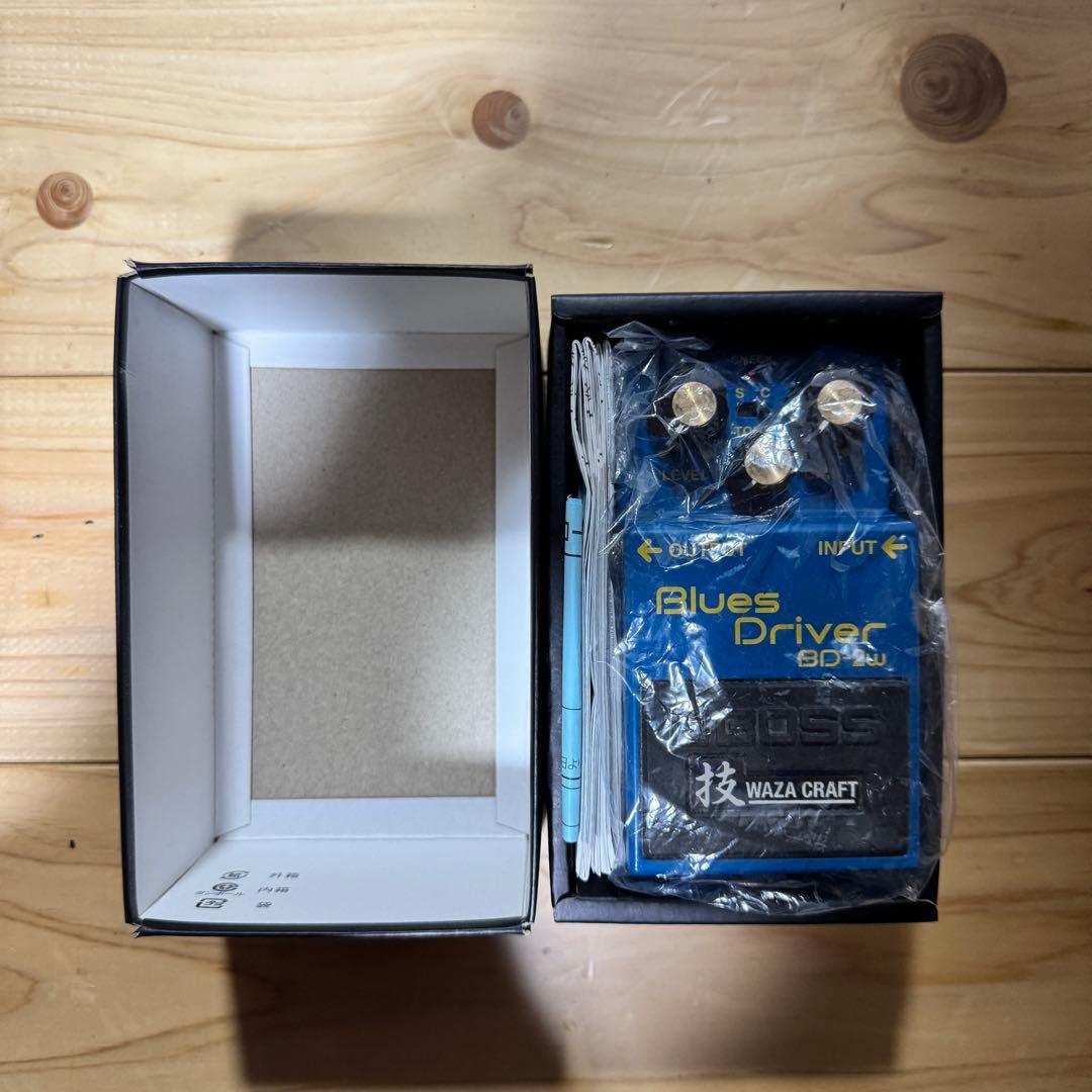BOSS BD-2w Blues D 【おまけ：純正電源アダプタ】
