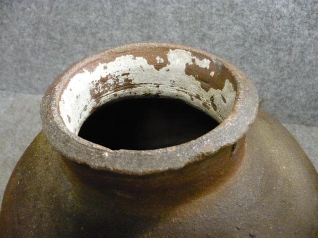 常滑焼壷 [B31685]