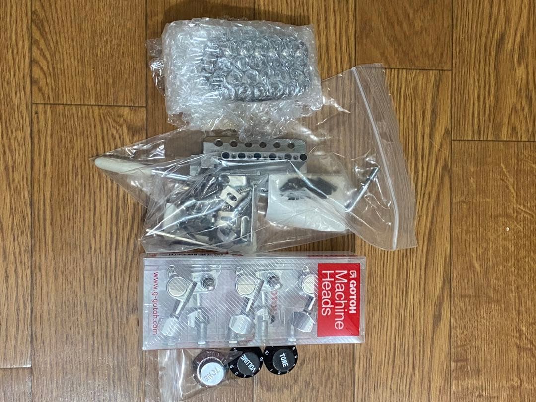 テト様　Bacchus エレキギター ミントグリーン