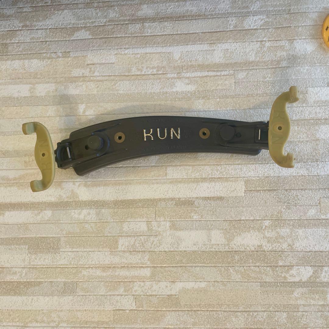 1/4 バイオリン 6点セット　本体 ケース　弓　肩あて　松ヤニ　楽譜留クリップ