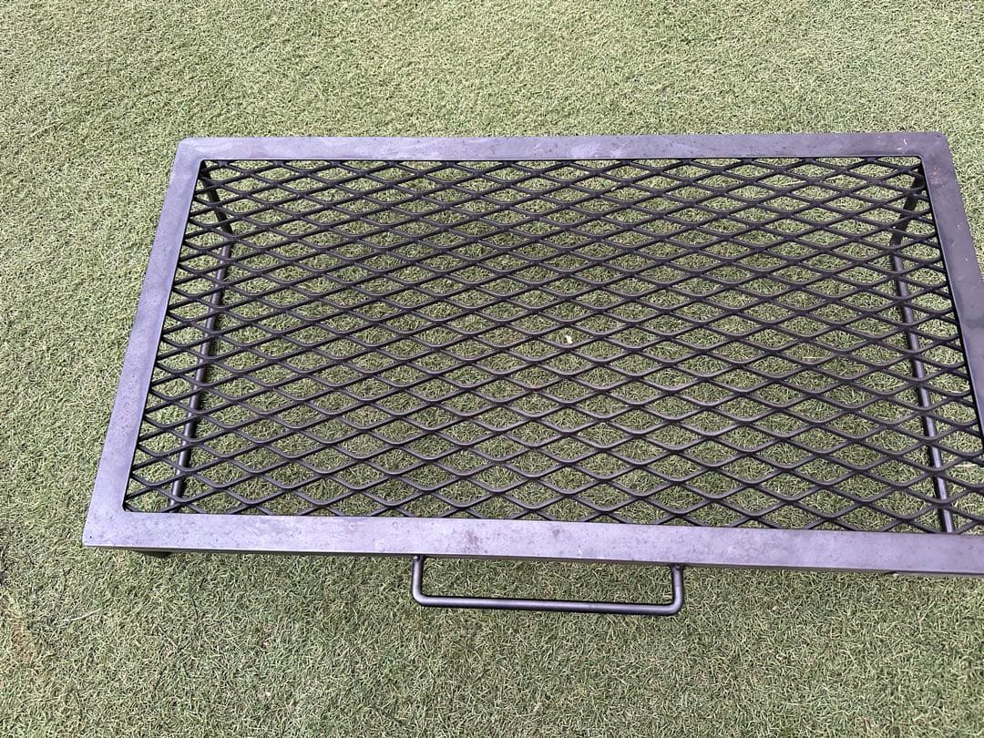 サンゾー工務店/アイアンテーブル