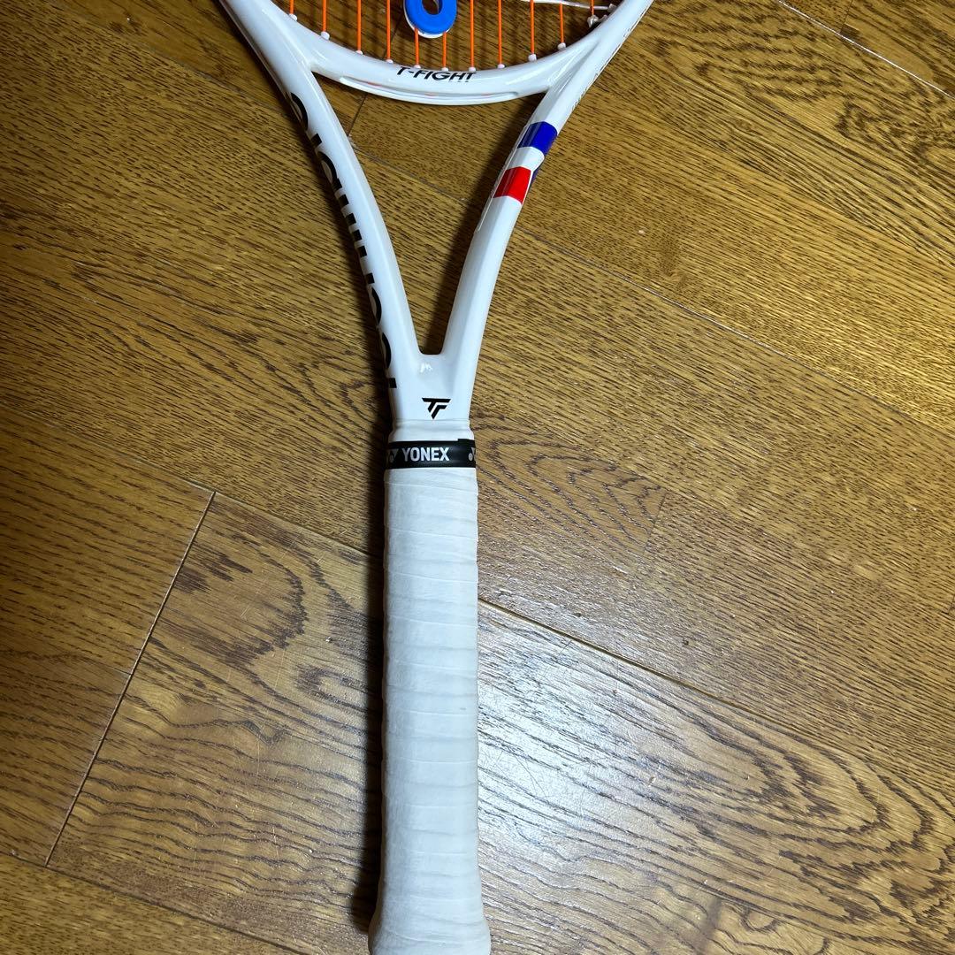 テニスラケット　テクニファイバー　T-FIGHT 285