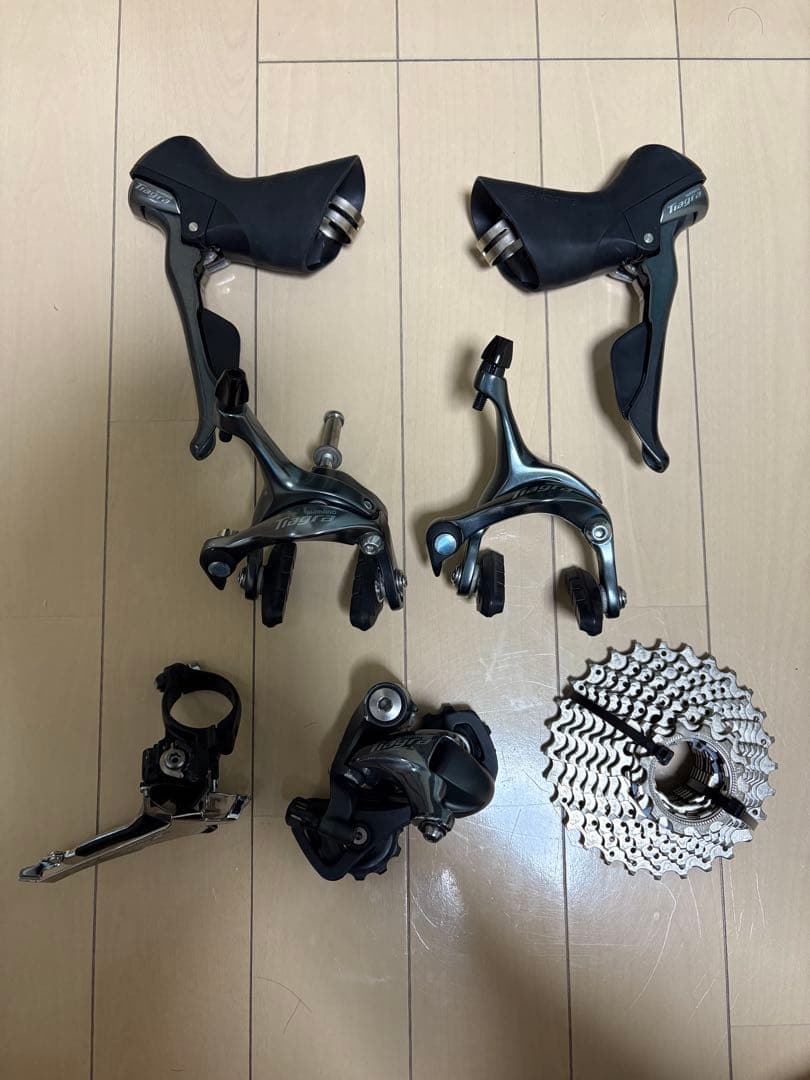 Shimano Tiagra 10速 コンポセット(FDはR7000 バンド式)
