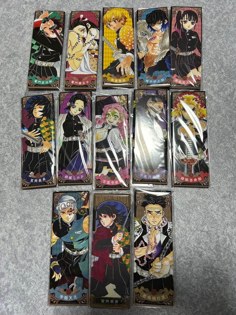 鬼滅の刃　第1弾　絵札缶バッジ　全13種類　セミコンプ