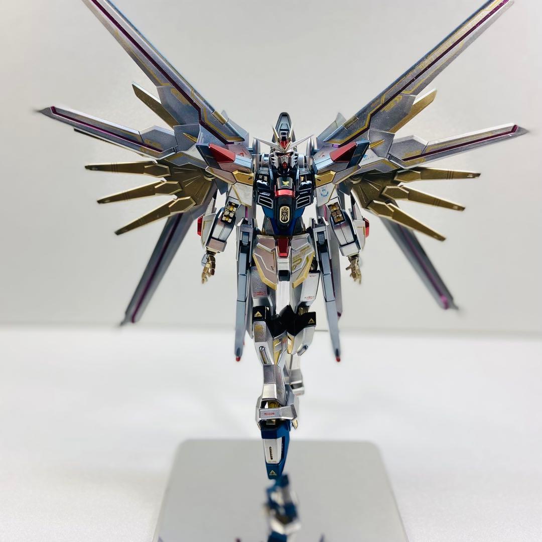 HG マイティーストライクフリーダムガンダム 全塗装 完成品 ガンプラ 塗装済み