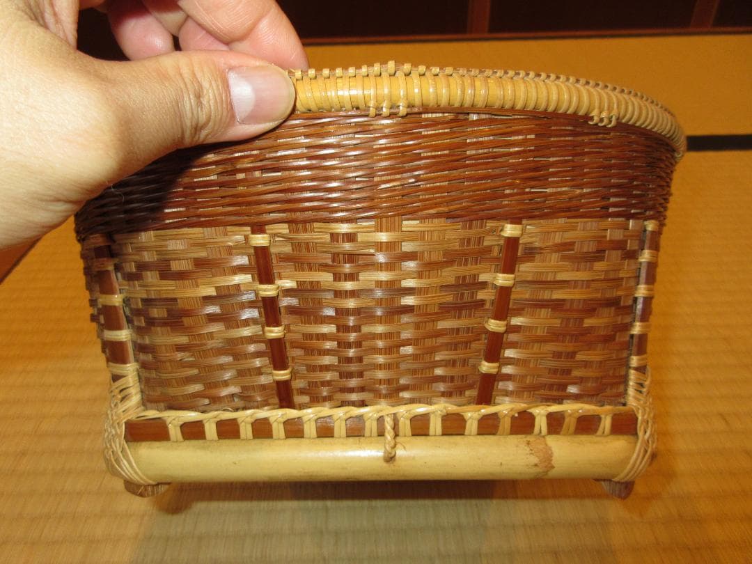 送料込【逢絢亭】茶道具 炭斗 伏見篭 炉用 木製 石田竹美斎 共箱入り