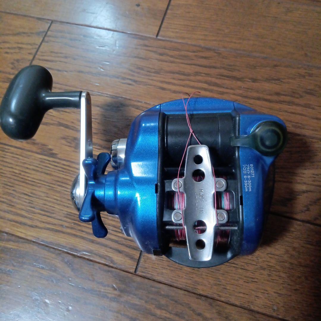 電動リール デジタル表示 青