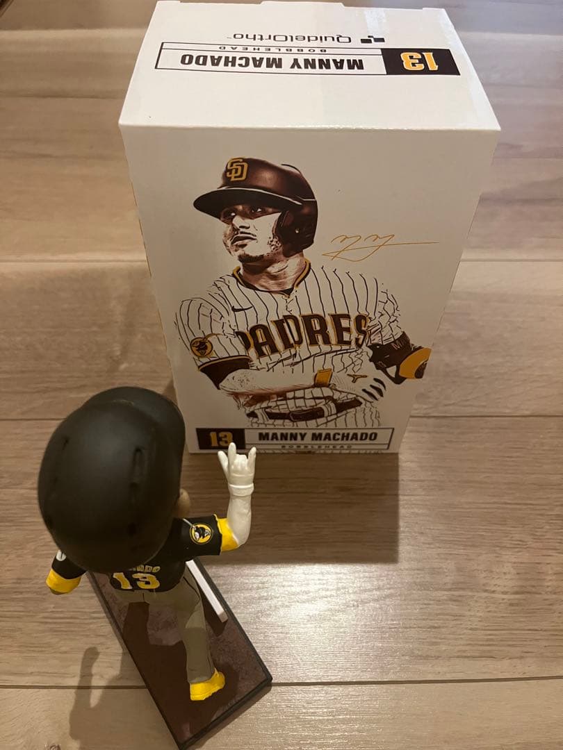 マチャド　パドレス　ボブルヘッドフィギュア