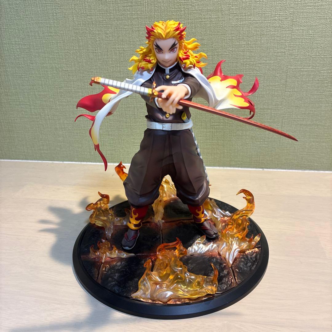 煉獄杏寿郎 「劇場版 鬼滅の刃 無限列車編」 1/8 ABS＆PVC製塗装済み…