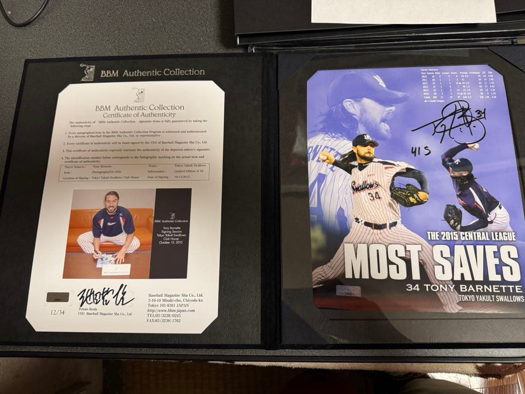 東京ヤクルトスワローズ　トニー・バーネット 直筆サイン入りフォト 最多セーブ記念