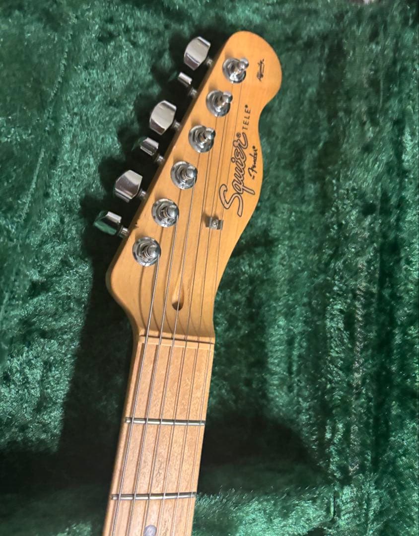 スクワイヤー テレキャスタービグスビー付き