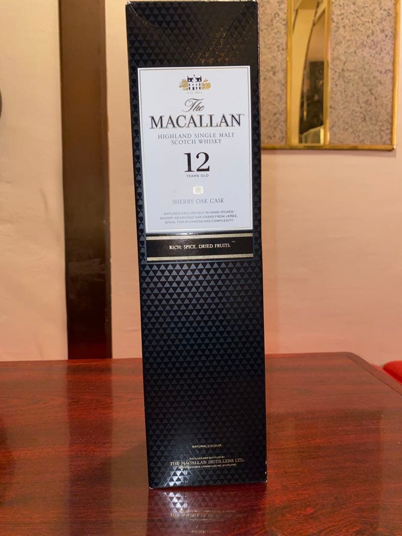 ウイスキー The Macallan 12 Year Old Sherry Oak Cask