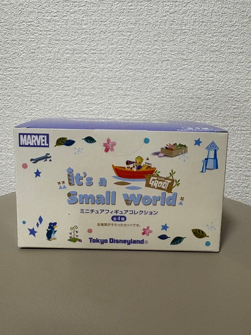 it's a Small World フィギュア　グルート　ディズニー