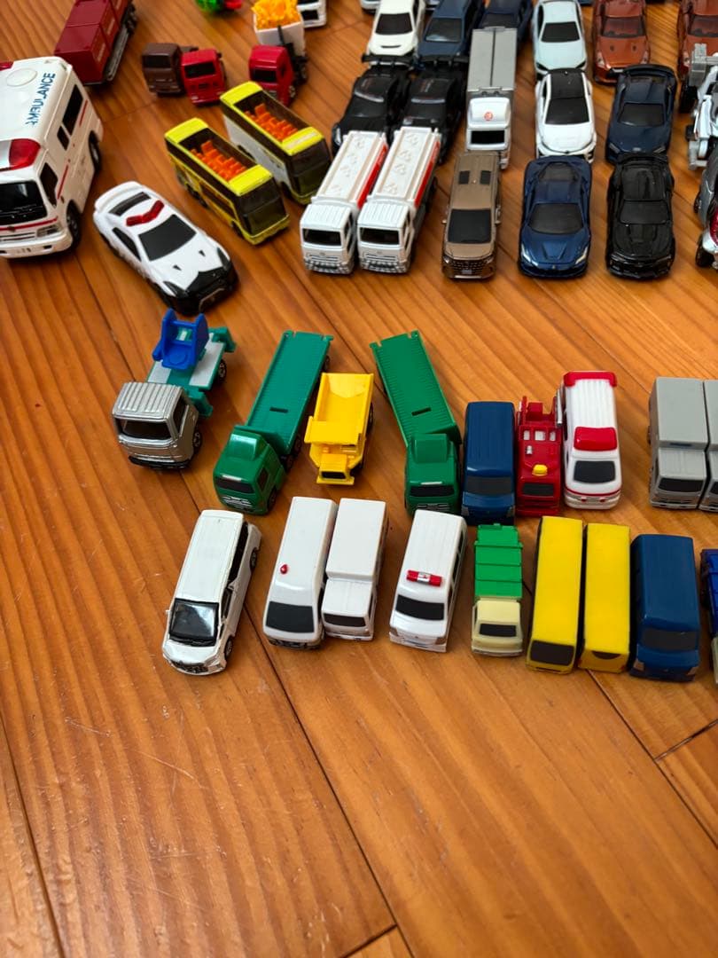 トミカ　ミニトミカ　他ミニカー　おもちゃ　まとめ売り