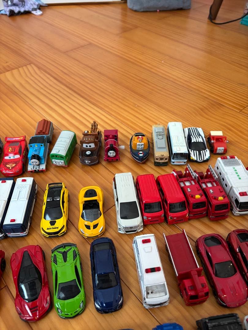 トミカ　ミニトミカ　他ミニカー　おもちゃ　まとめ売り