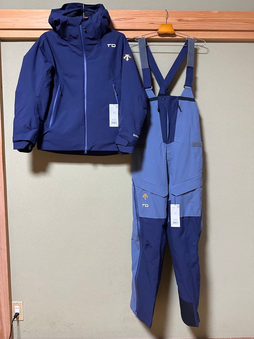 TD スキーウェア 上下セット ネイビー　チームデサント　デサントメイト