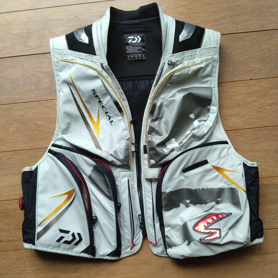 Daiwa SPECIAL フィッシングベスト L