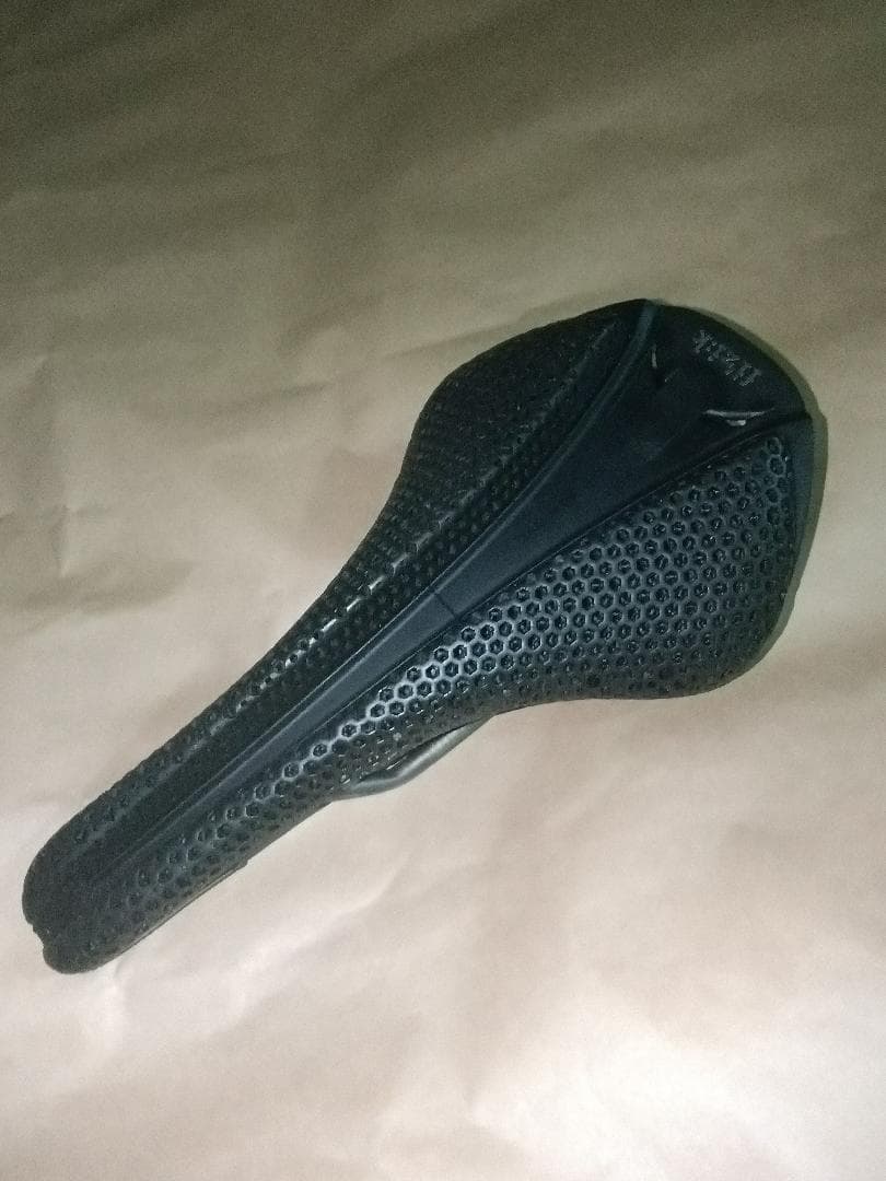 パーツ fi'zi:k VERSUS EVO ANTARES R3 ADAPTIVE