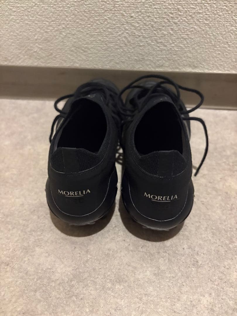 ミズノ　モレリアネオ4β ELITE 25.0cm限定　黒　銀