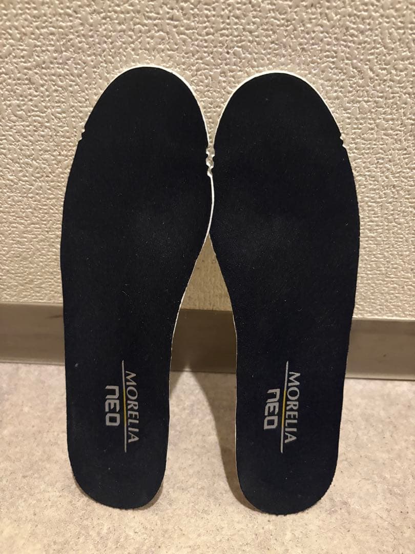 ミズノ　モレリアネオ4β ELITE 25.0cm限定　黒　銀