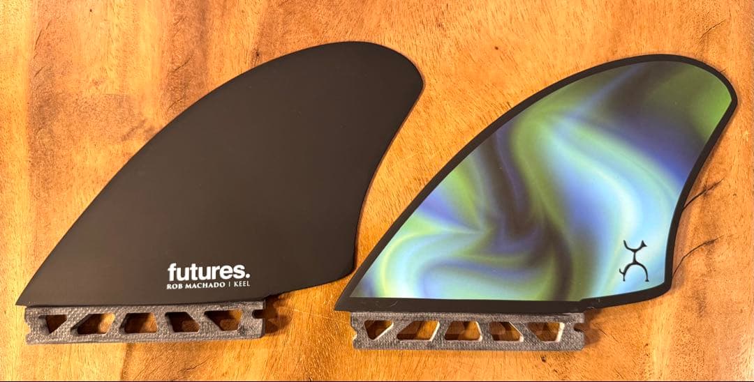 新品未使用futures Rob Machadoツインキール フィンケース付