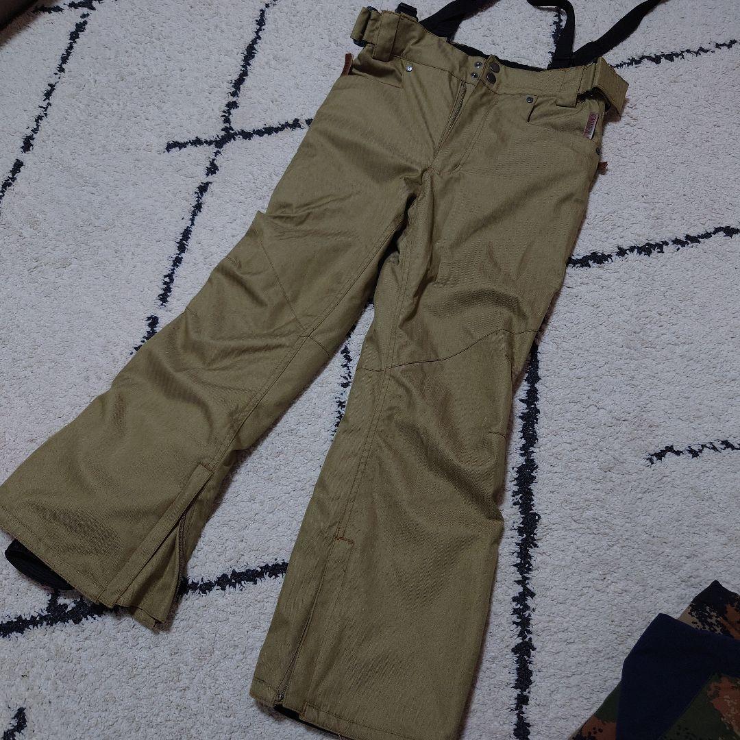 クイックシルバー　ARBN 150 迷彩柄 スノーボードウェア スキー　上下