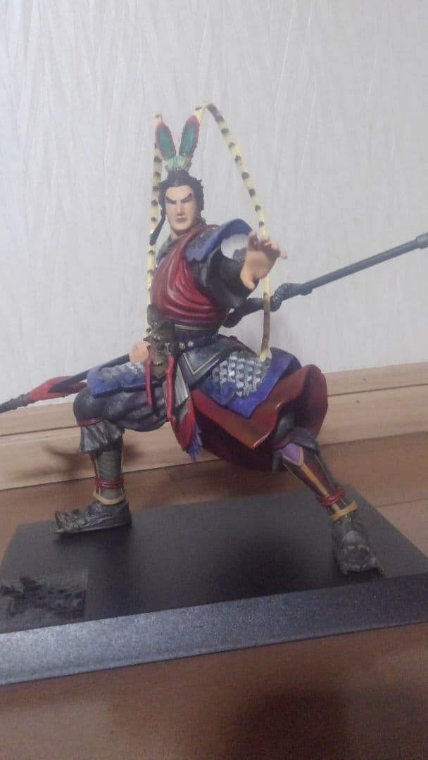 三國無双呂布フィギュア