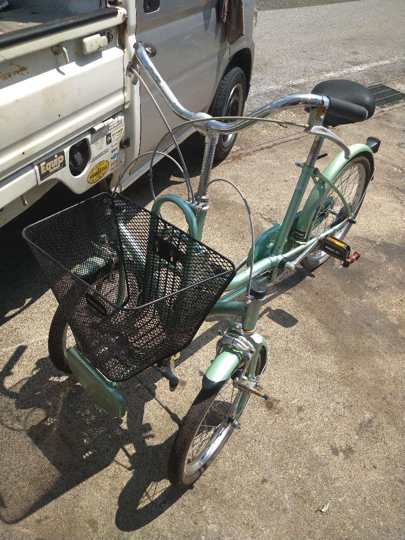 三輪自転車！2台のどちらか1台！彦根市〜。