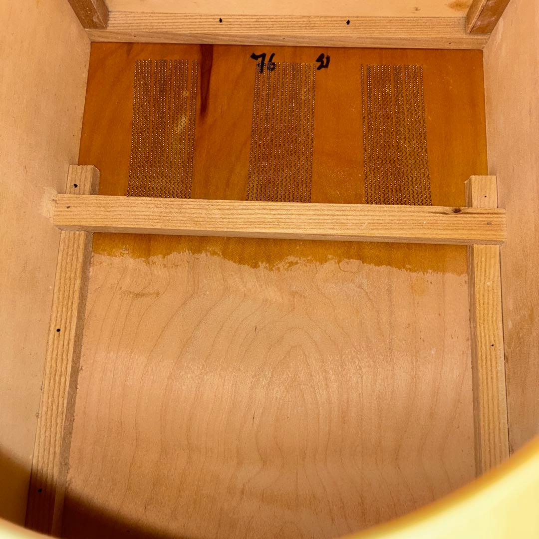 極美品です　 LP\"Aspire\"/LPA1331 カホンです　いい音です