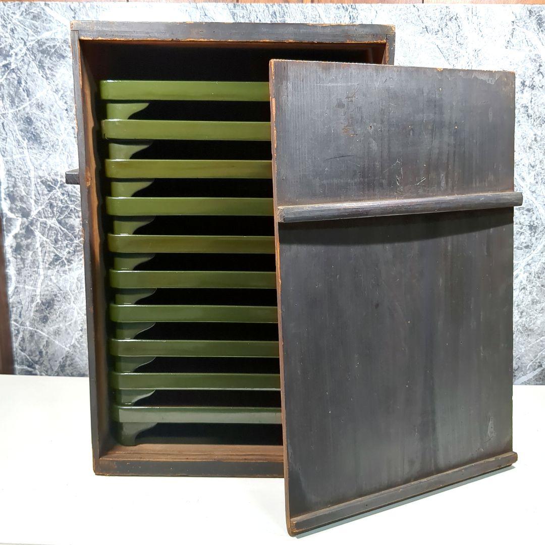 木製 漆器 緑内朱 脚付会席膳 10客セット 江戸時代後期 骨董品 黒漆木箱付き