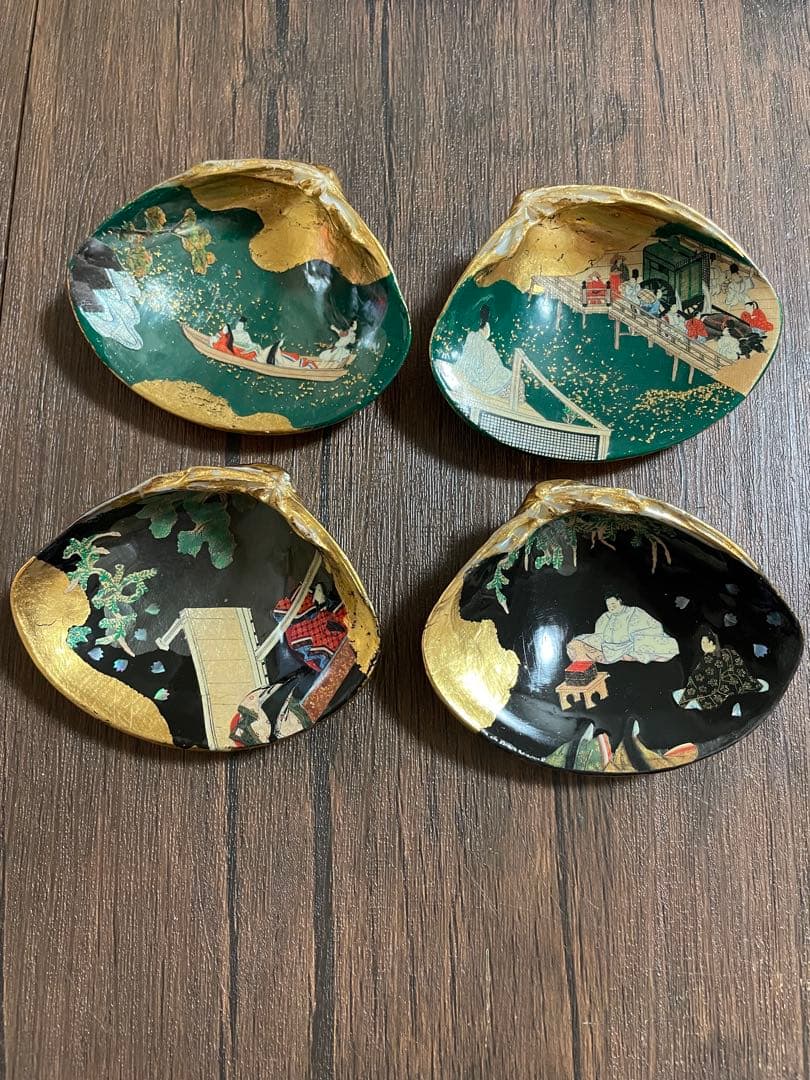 源氏物語　貝合わせ 蛤香合 天然蛤貝 金箔工芸品　源氏絵