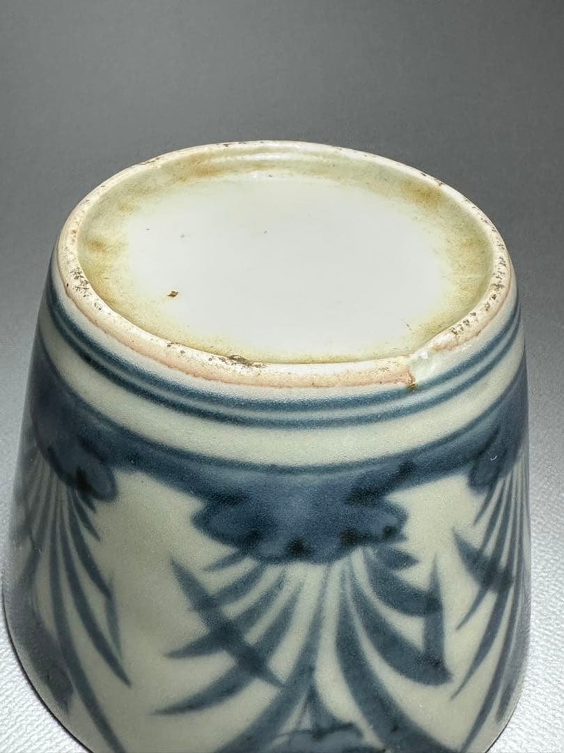 古伊万里　そば猪口　菖蒲紋様　染付　白磁　江戸時代