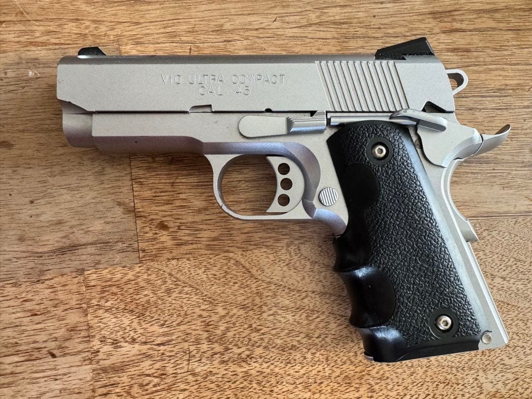 WA ウエスタンアームズ　V10　ガスブローバック　中古　ジャンク扱い