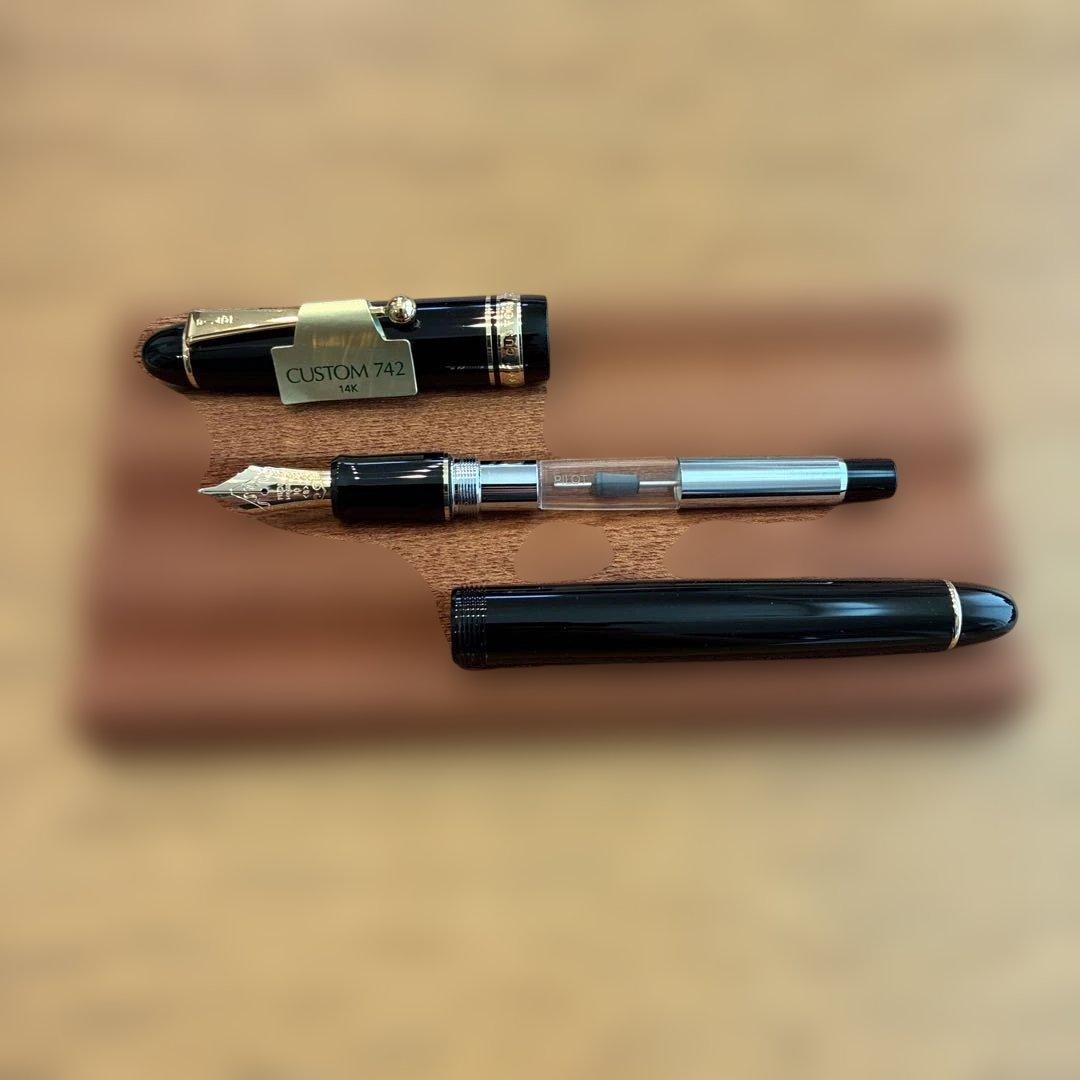 PILOT 万年筆 カスタム742ブラック　B太字　新品未使用