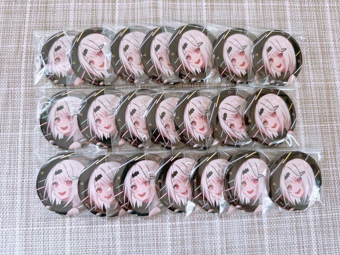 椎名唯華　缶バッジ　21点