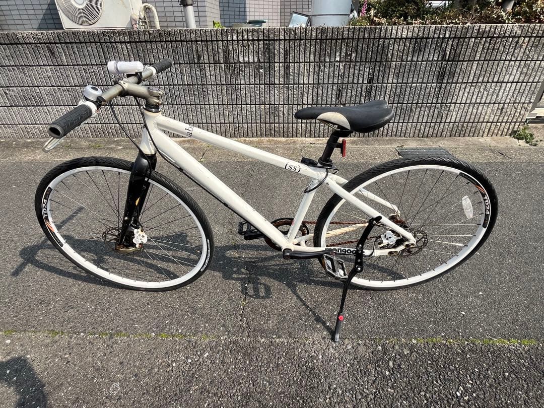 激レア❗️超軽量 mon クロスバイク　値下げです【引取限定】