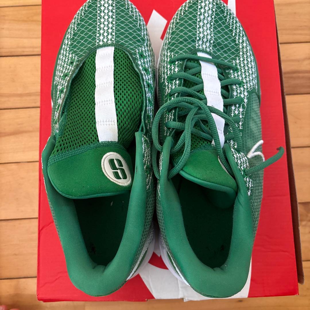 Nike バスケットボールシューズ 緑色